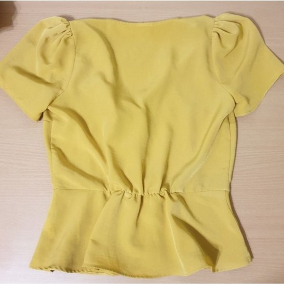 River Island AU-10 Yellow Mustard Puff Sleeve Blouse Button Top V-Neck - Picture 8 of 8
